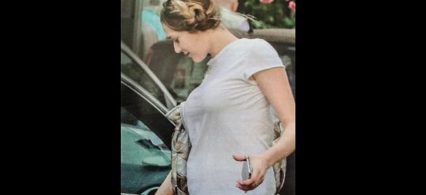 Laura Chiatti incinta di Marco Bocci: le prime immagini del pancino [FOTO]