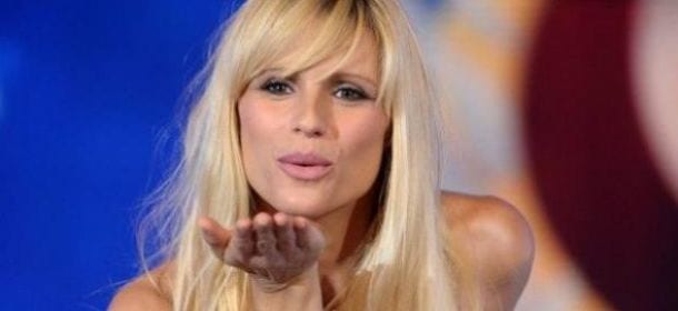 Michelle Hunziker incinta per la terza volta? La showgirl avvistata dal ginecologo