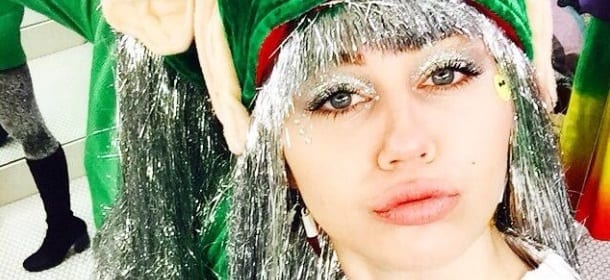 Miley Cyrus non gradita alla festa dei Kennedy: colpa del topless?