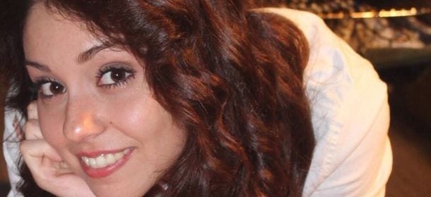 Raffaella Mennoia e le presunte frecciatine a Sharon Bergonzi: fan in rivolta