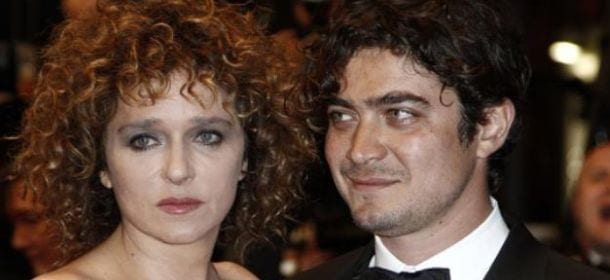 Riccardo Scamarcio furioso: nozze con Valeria Golino annullate?