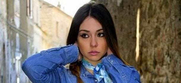 Sharon Bergonzi avvistata con un ragazzo misterioso: una semplice amicizia?