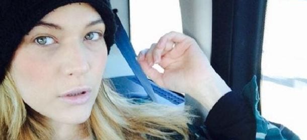 Laura Chiatti mamma impacciata? "Con grande signorilità ribadisco di farvi i ca**i vostri"