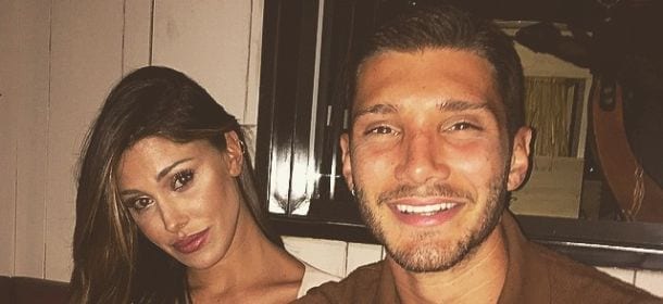 Stefano De Martino smentisce (indirettamente) la crisi con Belen Rodriguez