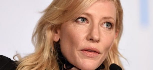 Cate Blanchett lesbica? Lei smentisce con fastidio: "Nel 2015 ce ne dovremmo fregare"