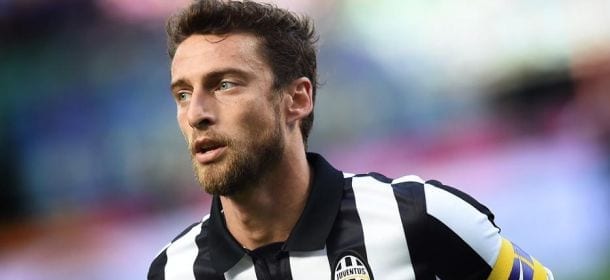 Claudio Marchisio hot in vacanza a Ibiza con il lato B al vento [FOTO]