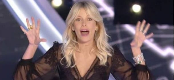 Grande Fratello 14: Alessia Marcuzzi sexy e brava, ma i concorrenti sono promossi?