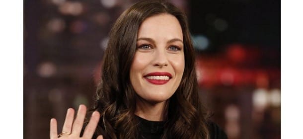 Liv Tyler incinta: "Sembra che la cicogna ci stia per fare un'altra volta visita"