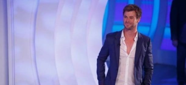 C'è posta per te, Chris Hemsworth ospite di Maria De Filippi: fan in delirio