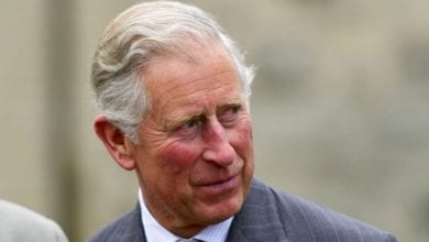 Il Principe Carlo confessa di parlare con i suoi antenati: Buckingham Palace infestato di fantasmi