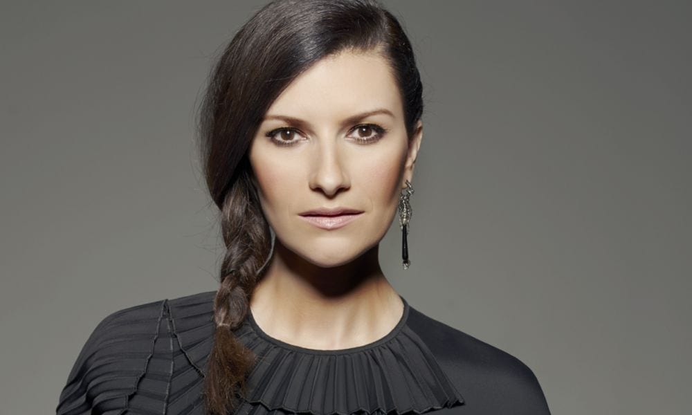 Laura Pausini risponde a Fiorello: continua la polemica per gli show di beneficenza?