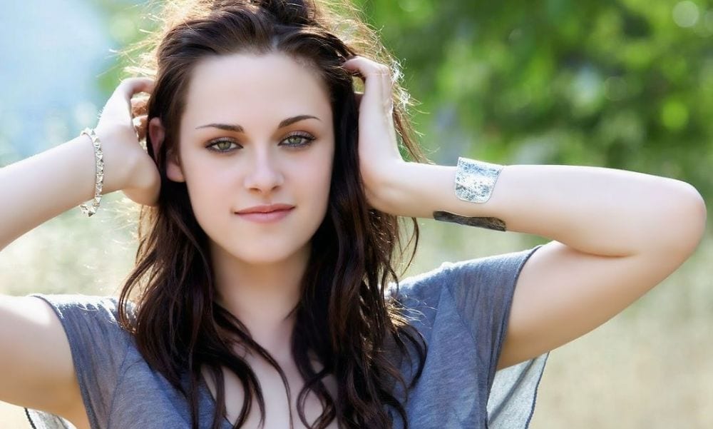 Kristen Stewart: «La mia storia con Pattinson? Non era...»