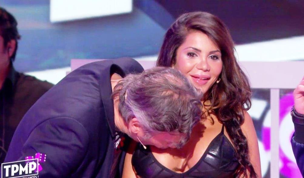 Francia: la molesta in diretta tv, ma lei lo difende [VIDEO]