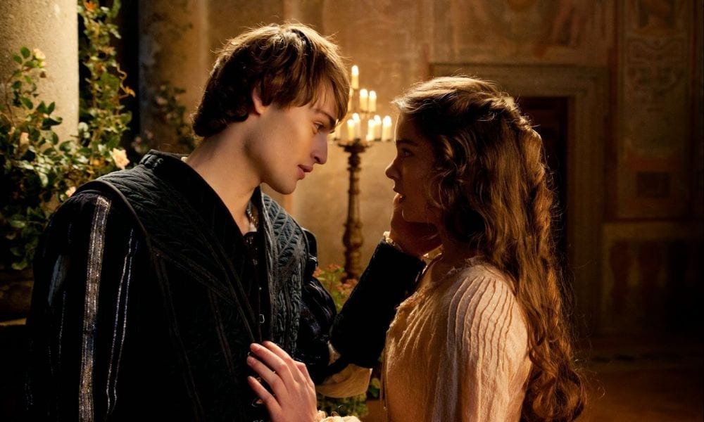 Romeo e Giulietta russi: sparano all'impazzata e poi si uccidono [VIDEO]