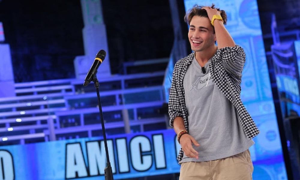 Riccardo Marcuzzo di Amici 16 ha avuto un flirt con Aurora Ramazzotti? [VIDEO]