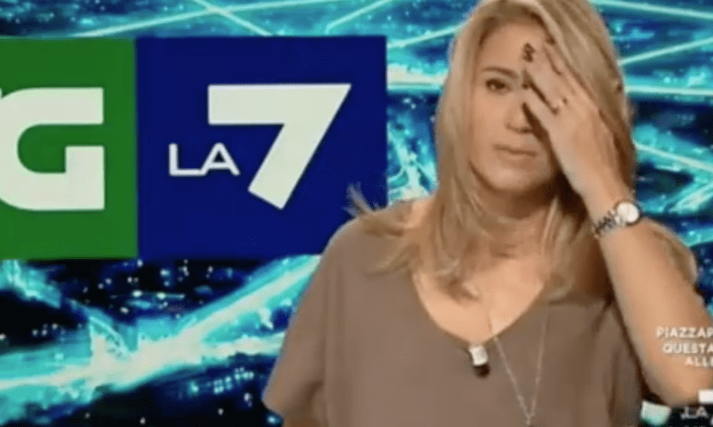 La 7, la giornalista del TG cade in diretta: "Tutta colpa del referendum" [VIDEO]