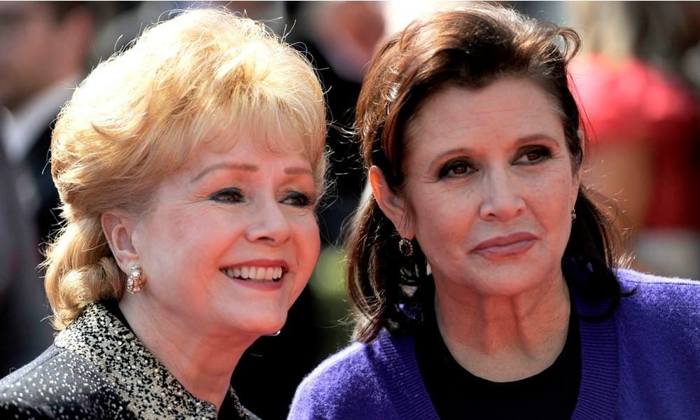 Addio a Debbie Reynolds: non ha retto alla morte della figlia Carrie Fisher