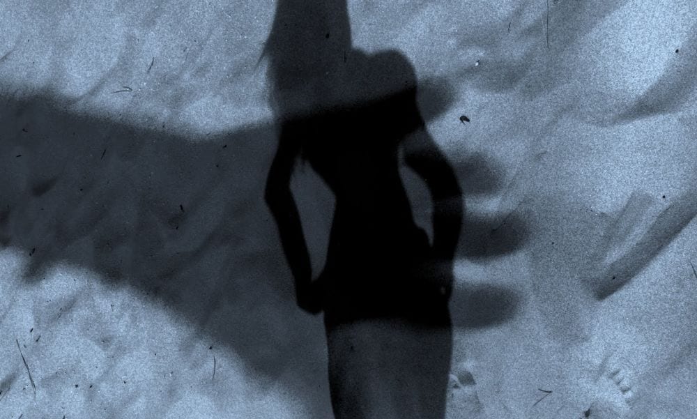 Lo spogliarello sexy di una ballerina [VIDEO]