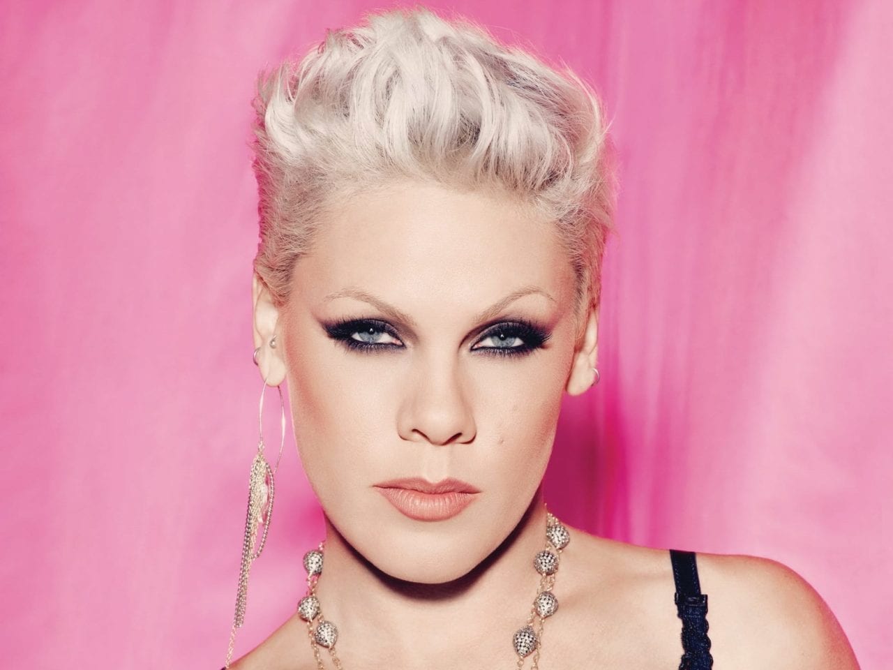 Pink: nuda e incinta su Instagram [FOTO]