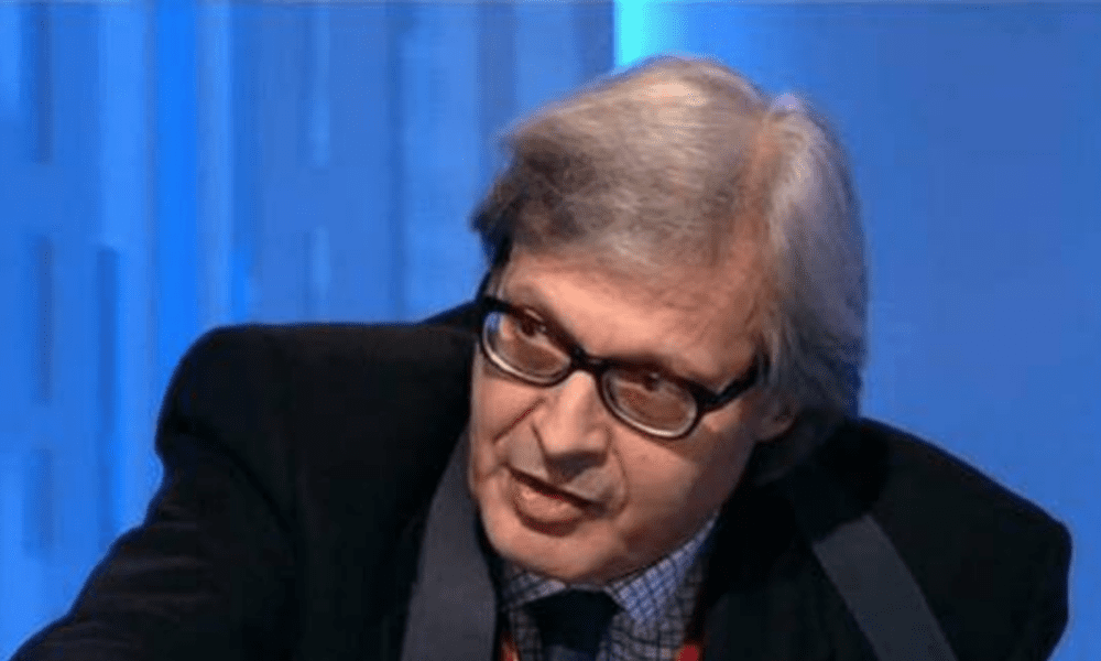 Vittorio Sgarbi non ha dubbi: "Invece di dire capra dirà Alfano!"