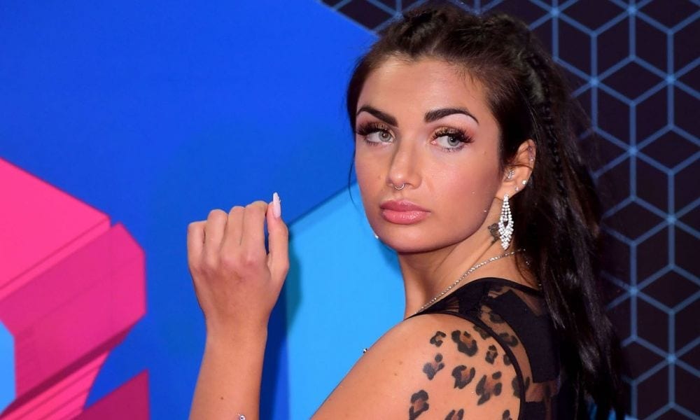 Elettra Lamborghini shock al Gf Vip: vuole cag*are nel letto di un concorrente [VIDEO]