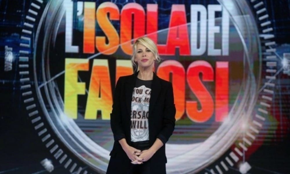L'Isola dei Famosi 2017, Barbara D'Urso a Domenica Live lancia il primo televoto