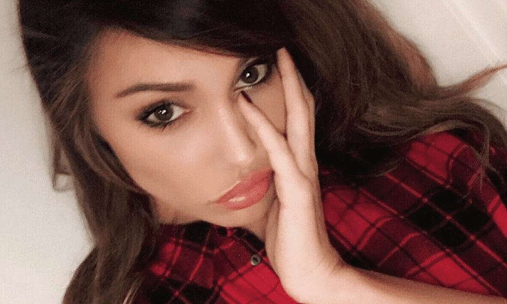 Belen contro Stefano De Martino: la lite con una fan su Instagram