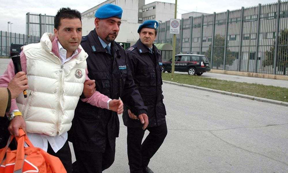 Salvo Riina in chiesa come padrino al battesimo della nipote: scoppia la polemica