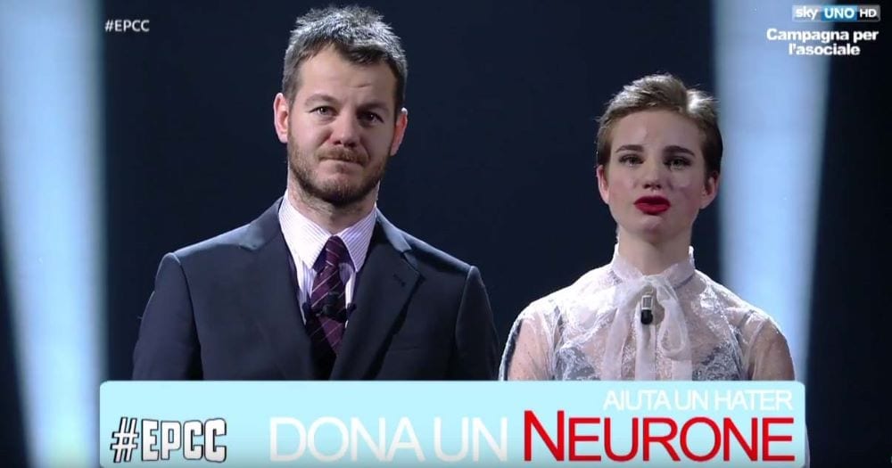 La campagna di Bebe Vio e Cattelan: "Dona un neurone, aiuta un hater" [VIDEO]