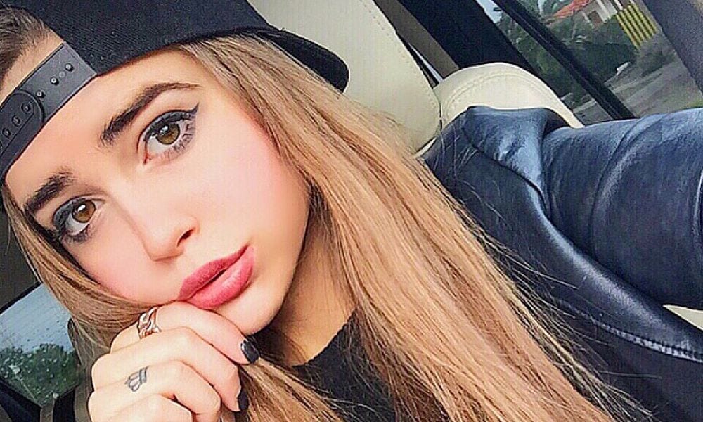 Gocce di Gossip: Ginevra Lambruschi e la storia con Bettarini, Romina Carrisi sexy...