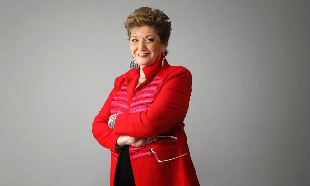 Mara Maionchi commenta la prima puntata di Sanremo 2017 [ESCLUSIVA]