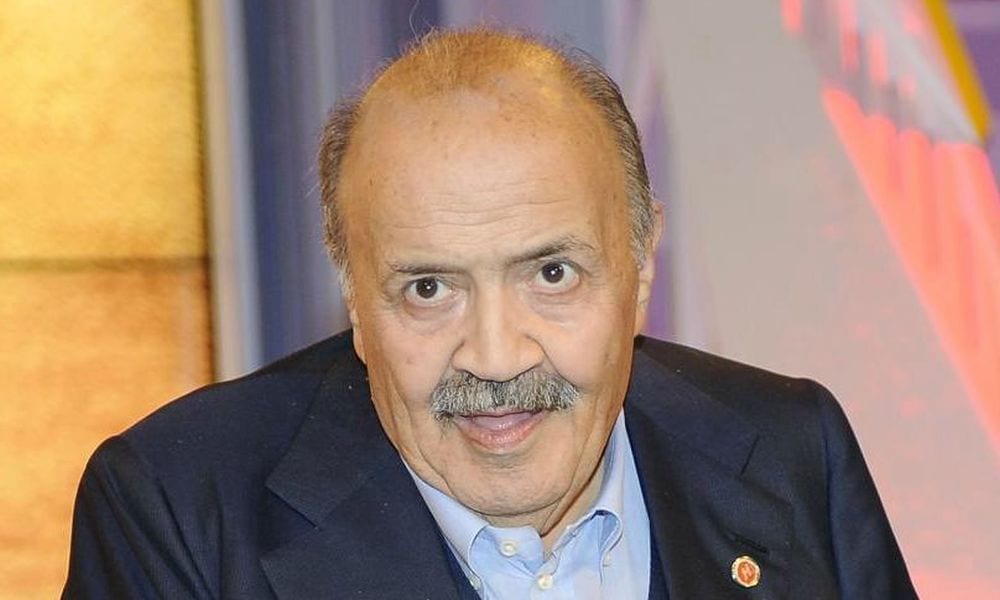 Sanremo 2017, Maurizio Costanzo e i commenti su Maria De Filippi e la "stronz**a" del bacio