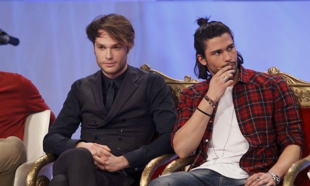 Uomini e Donne: tante lacrime, un abbandono e due nuove troniste [ANTICIPAZIONI]