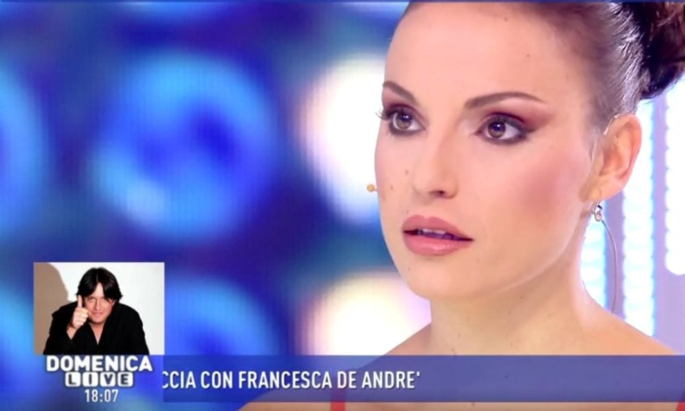 Francesca De Andrè accusa ancora il padre Cristiano a Domenica Live: "È violento" [VIDEO]