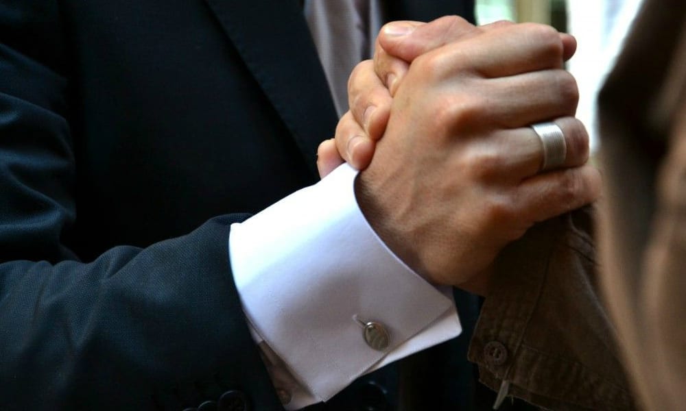 Un matrimonio con sorpresa inaspettata… [VIDEO]