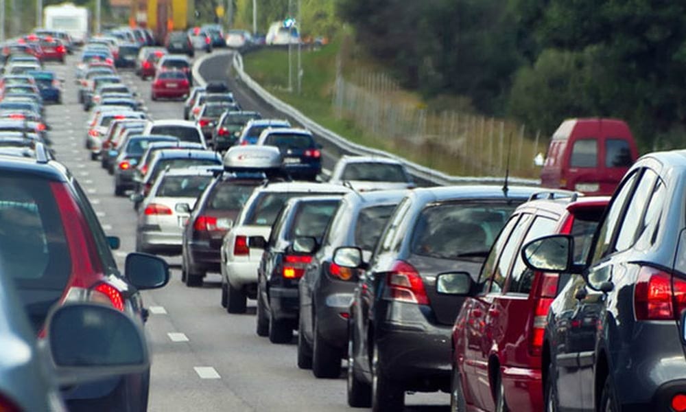 Scopre la moglie con l’amante e accade l’inimmaginabile [VIDEO]