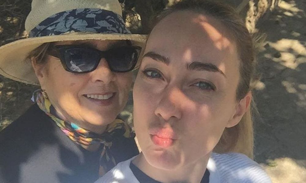 Romina Power lontana da Al Bano dopo il malore? Le immagini dimostrano il contrario [FOTO]