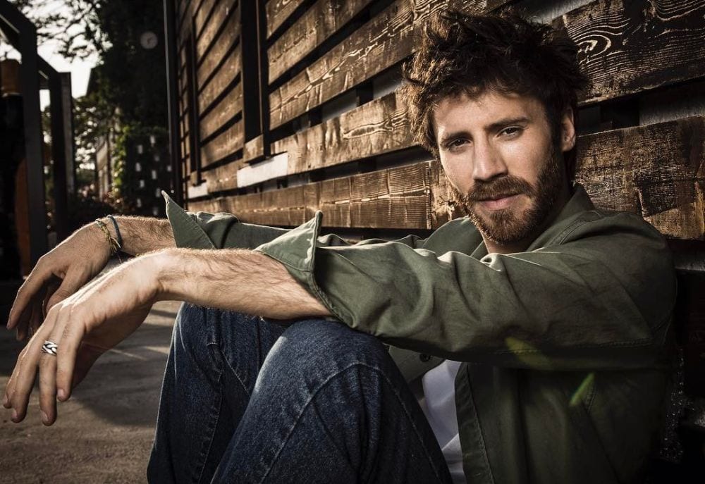 Nicolò De Devitiis pronto a conquistare il pubblico: "Non voglio sembrare un bello che non balla"