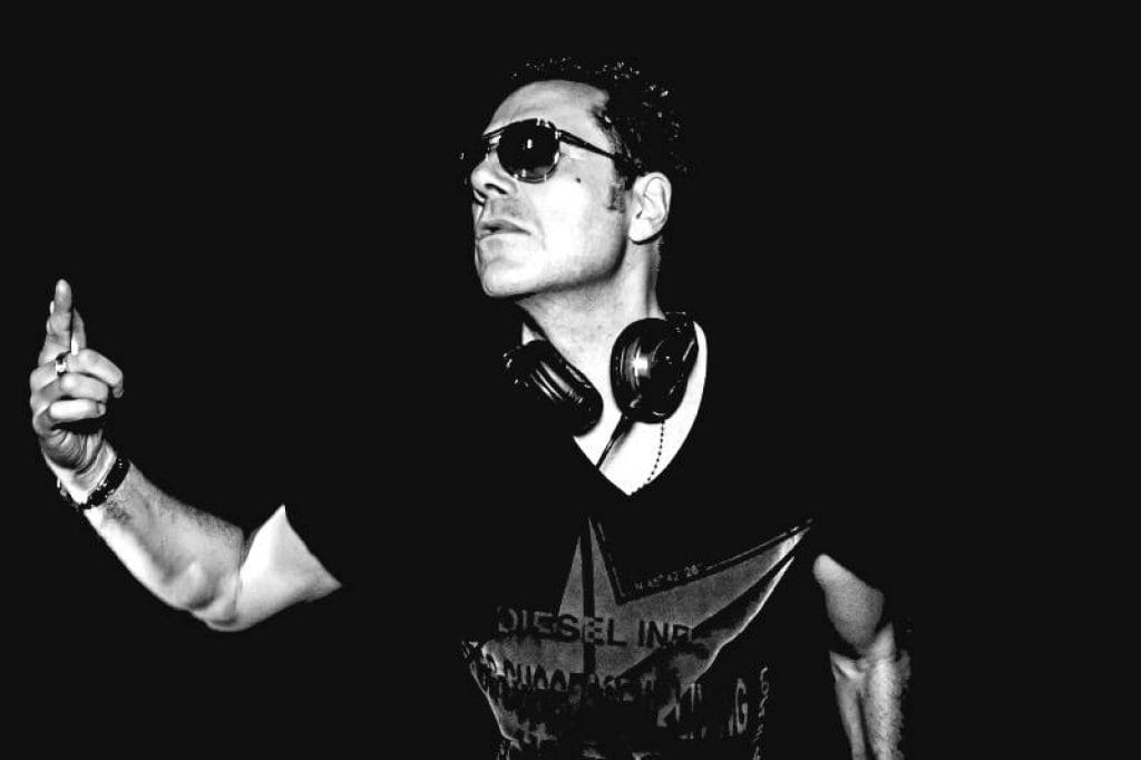 Joe T Vannelli contro Gianluca Vacchi: "Non si compra il mestiere di dj"