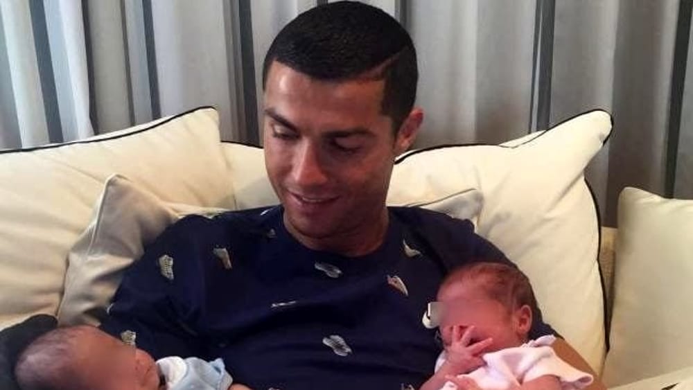 Cristiano Ronaldo papà: il lato tenero sui social