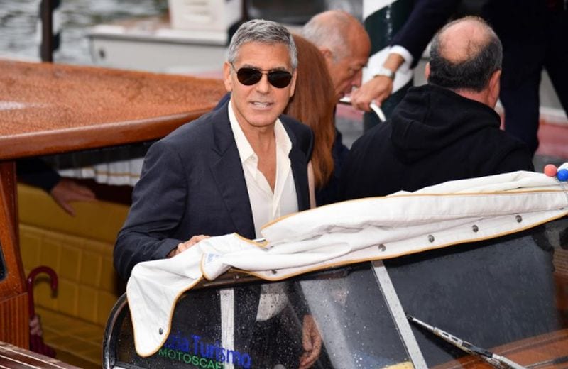 Gocce di Gossip: George Clooney a Venezia 74 con la famiglia, Lady Gaga in Puglia...