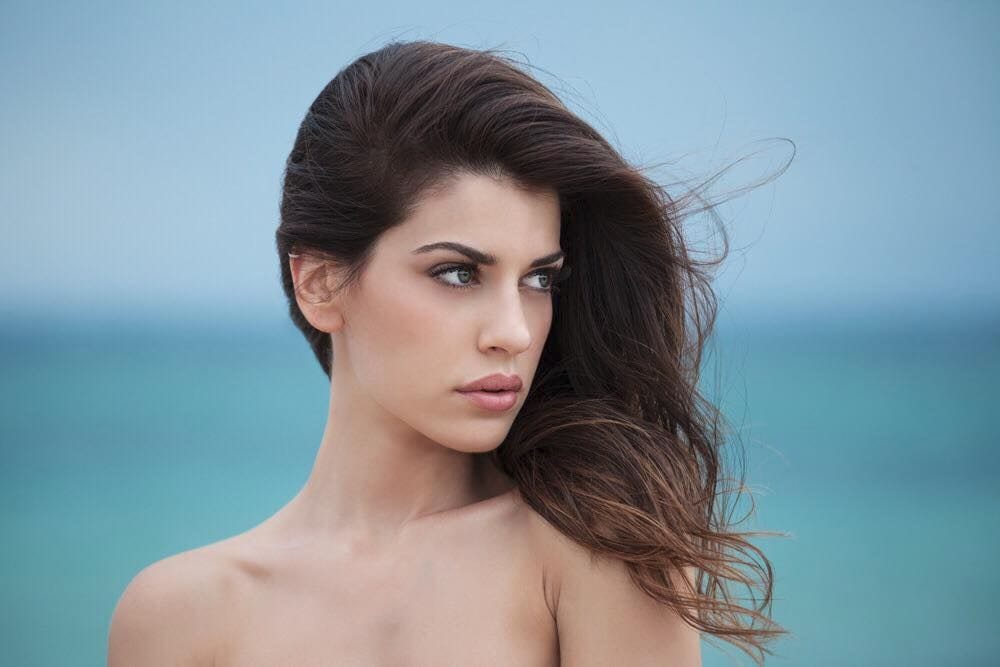 Mary Falconieri come Angelina Jolie: la decisione shock a Pomeriggio 5 [VIDEO]