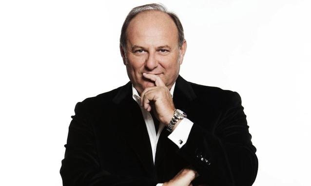 Caduta Libera: gaffe della concorrente imbarazza Gerry Scotti [VIDEO]