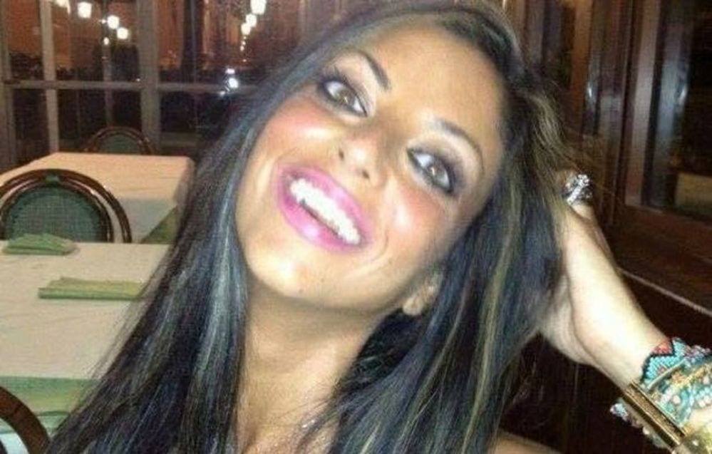 Tiziana Cantone, il gip: "Nessuno l'ha istigata al suicidio", il Tribunale archivia definitivamente l'inchiesta