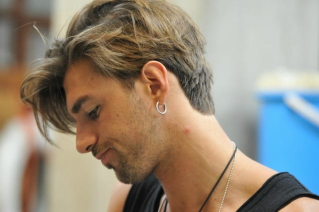 Perché Andrea Damante è arrabbiato con il Grande Fratello Vip?