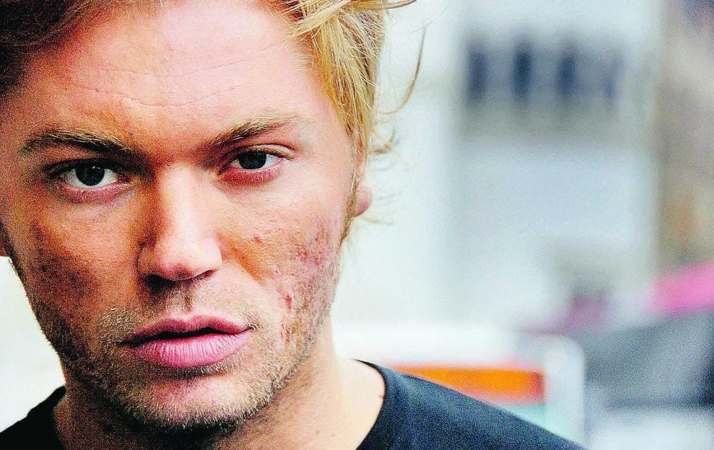 Gocce di Gossip: guai per il figlio di Vasco Rossi, Paola Caruso in lacrime a Domenica Live...