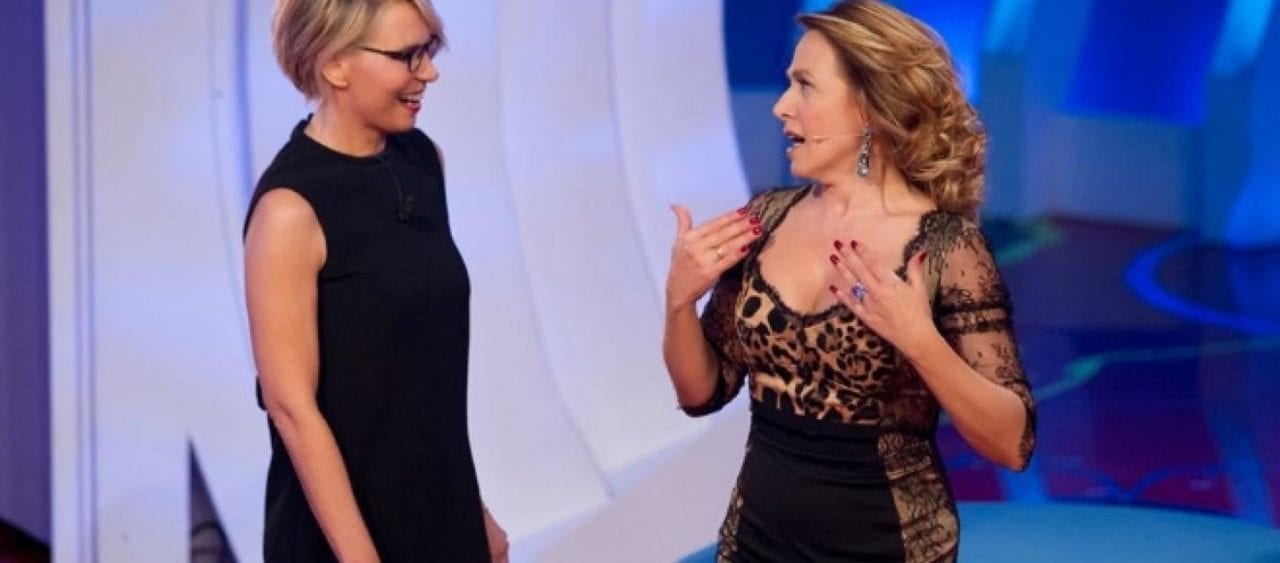 Barbara D'Urso snobbata dagli ex concorrenti di Uomini e Donne, colpa di Maria De Filippi?