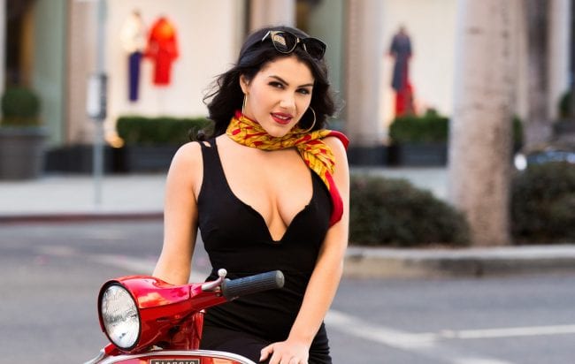 Valentina Nappi shock: "A letto con Salvini? Piuttosto...