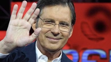 Fabrizio Frizzi sepolto a Bassano Romano: le dichiarazioni del sindaco Emanuele Maggi [ESCLUSIVA]
