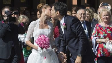 Carlotta Mantovan, ecco chi è la moglie di Fabrizio Frizzi: le immagini del matrimonio [VIDEO]